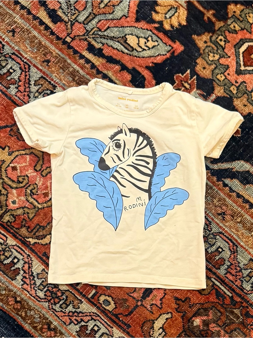 Mini Rodini Cream Tee with Blue Leaf Zebra Graphic Size 104/110